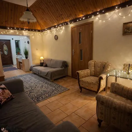 Arkobaleno Sieci Mazowia Group Hostel *